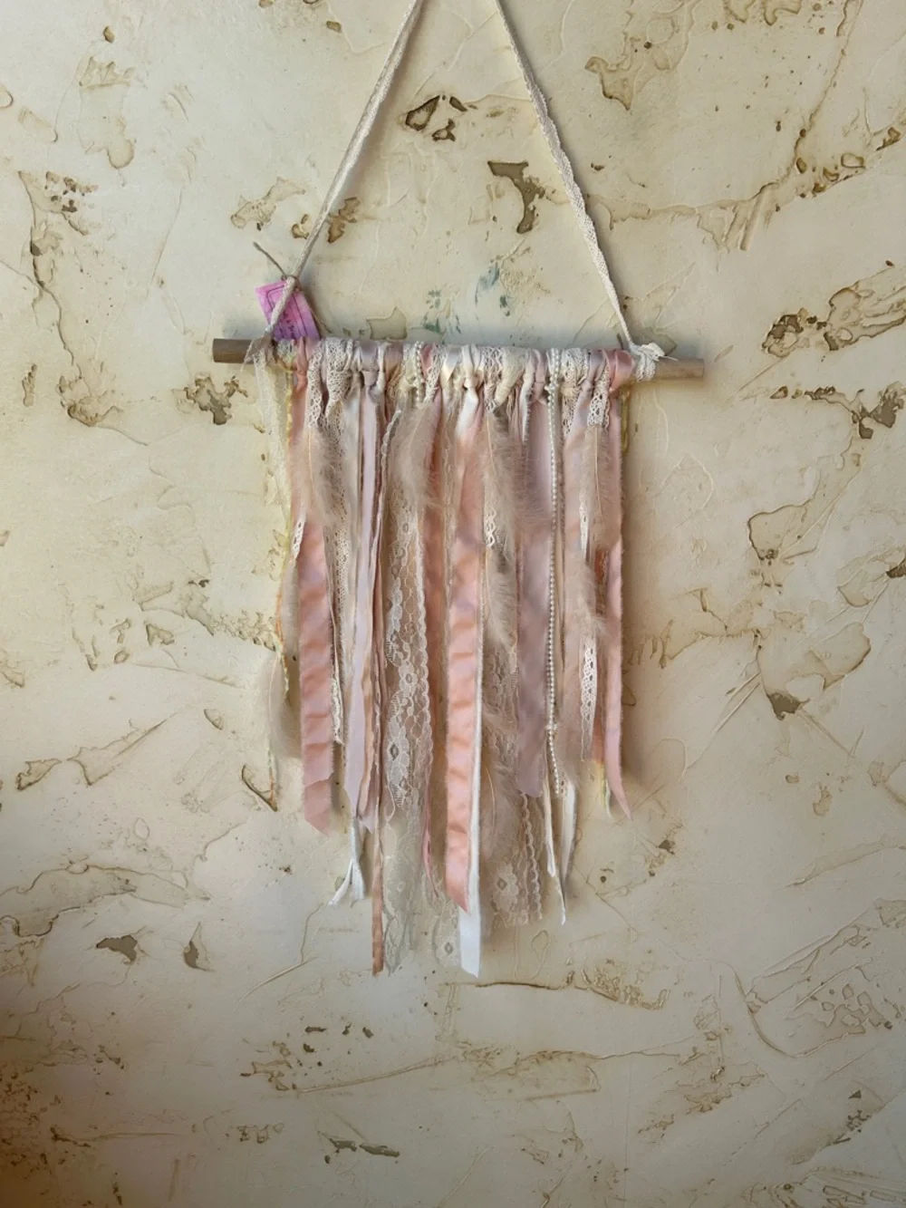 NWT Boho Wall Hanging Peach Ivory Lace Pearl Feathers Nursery Decor Wedding Gift